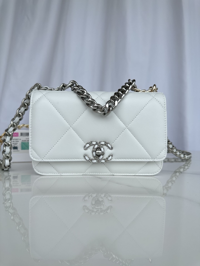Ch*el 19 bags